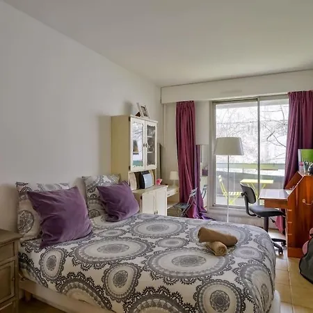 Apartament Nice And Bright 3 Bedroom Flat